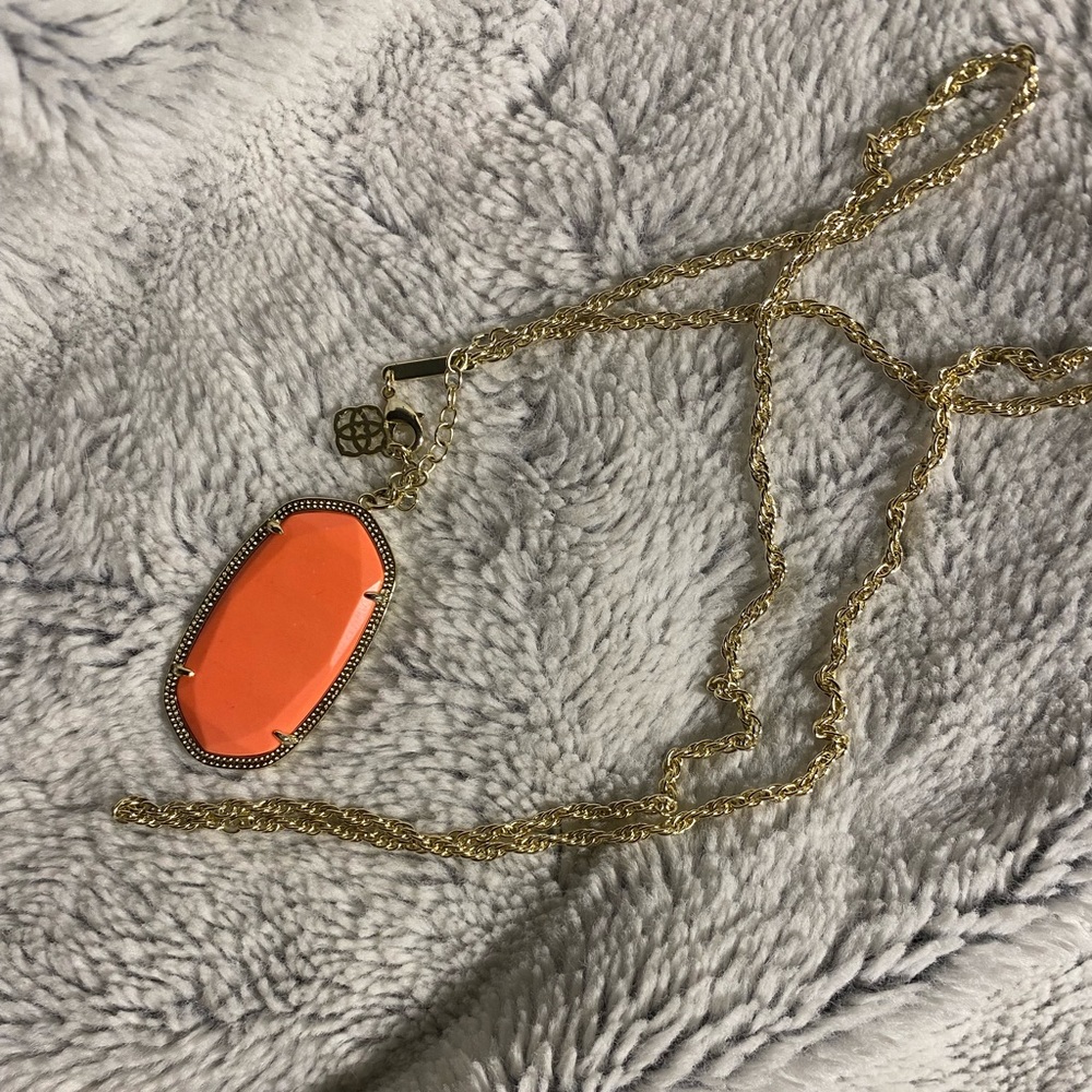 KENDRA SCOTT Reid Gold Long Pendant Necklace in Coral/Orange